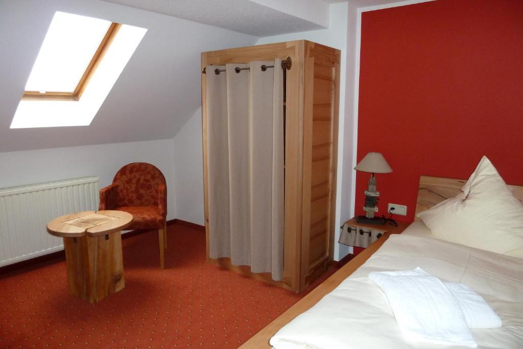 Hotel Goldener Stern Frauenstein  Pokoj fotografie